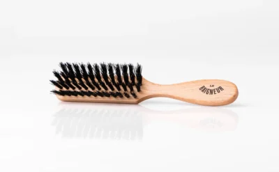 brosse a barbe / le baigneur